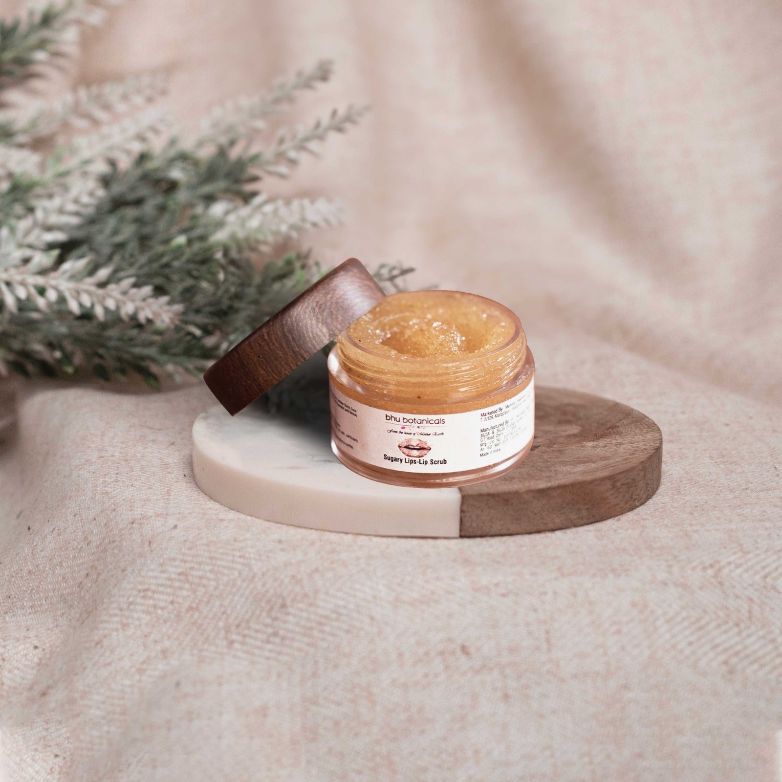 Sugary Lips-Lip Scrub (with Cane Sugar, Sunflower Oil & Mango Butter) 15gm